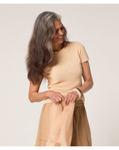 Hasna - Geribbelde trui met korte mouwen in zandgeel