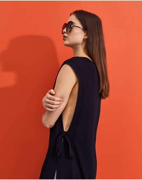 Kenza schwarzes Schürzenkleid