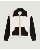 Witte driekleurige jas van Najwa met wijde hals