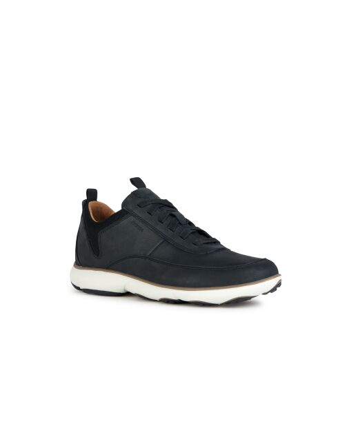 Sneakers en cuir Nebula noirs