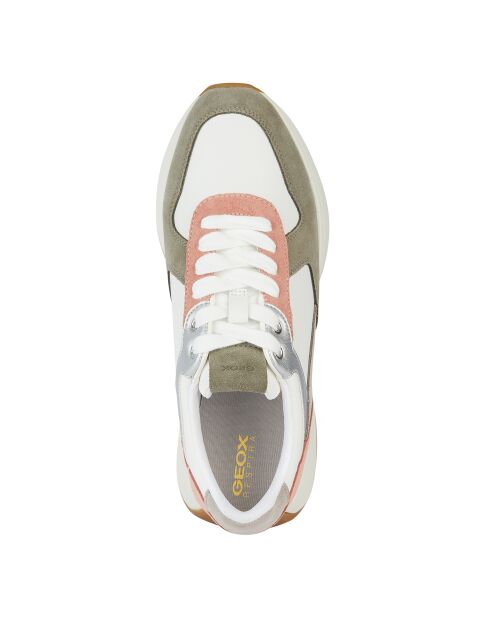 Amabel sneakers van suèdeleer met donkere huid/wit