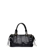 SS26 AL 170T Schultertasche aus schwarzem Leder - 21x34x9 cm