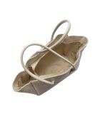 SS26 IR 177T Schultertasche aus beigem Leder - 26x32x10 cm