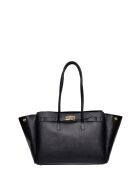 SS26 IR 177T zwarte leren schoudertas - 26x32x10 cm