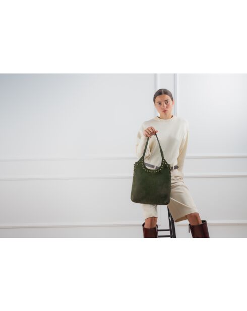 Dane grüne Schultertasche aus Veloursleder, 27 x 17 x 7 cm