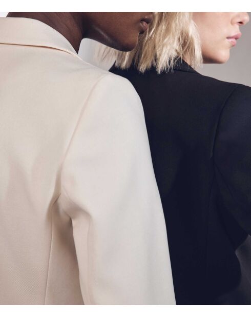 Florine B Wall zwart pak