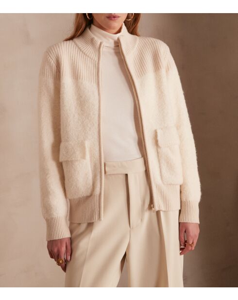 Claudio cremefarbene Strickjacke