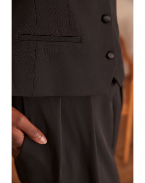 Chaqueta negra Naya Gi