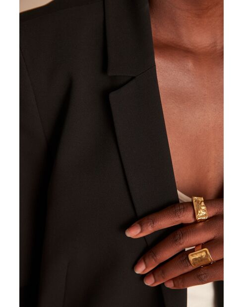 Bess B Wall zwart pak