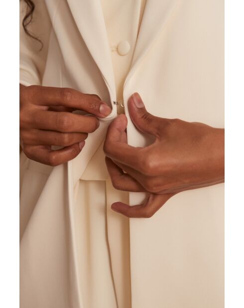 Denyse Bis B colbert met striksluiting