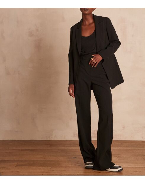 Abito nero da parete Aline B