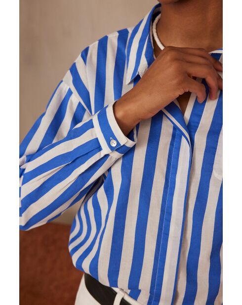 Marilou Ch Shirt mit großem königsblauem R-Print