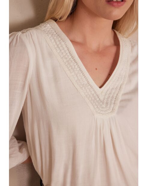 Taylor Bl ecrufarbene Stickbluse