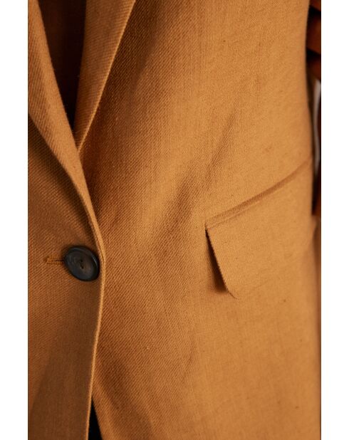 Nelia B effen karamel jack