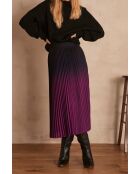 Fatel J plissierte Krawatte und dunkelfuchsiafarbener Rock