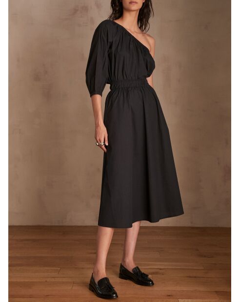 Brauner schwarzer J-Rock