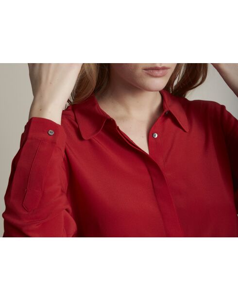 Maelle CH rotes Seidenhemd