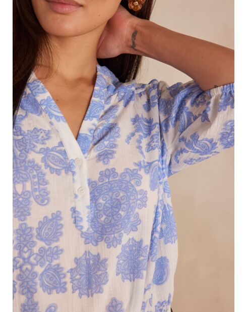 Sun Bl Himmelblaue Bluse mit Blumendruck