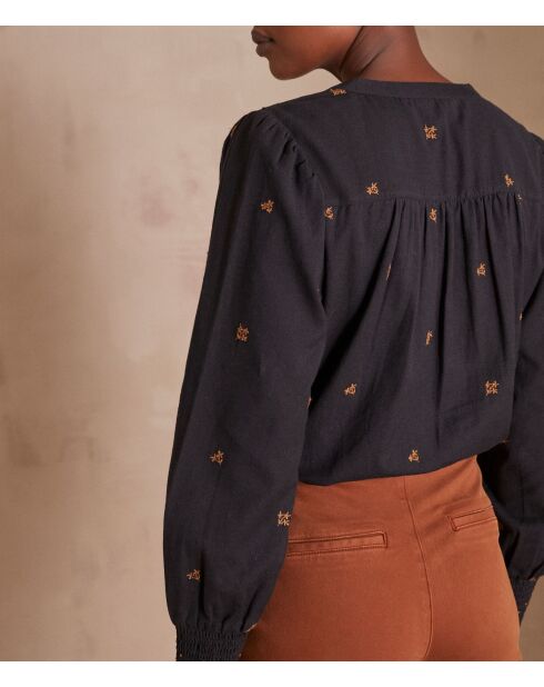 Baptiste Bl Marineblaue bestickte Bluse