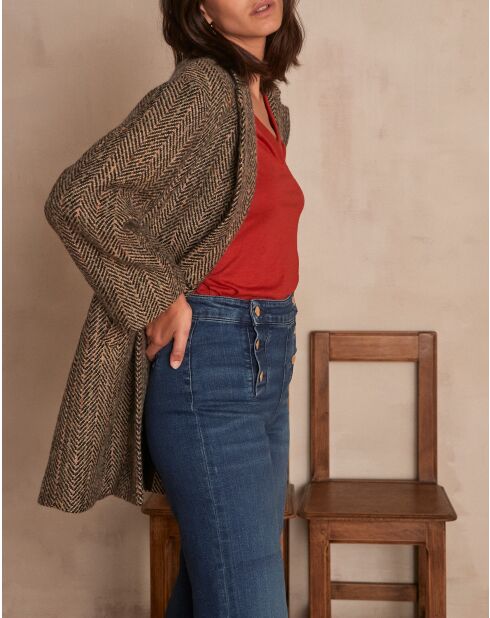 Faith M Fantasy Beiger Mantel