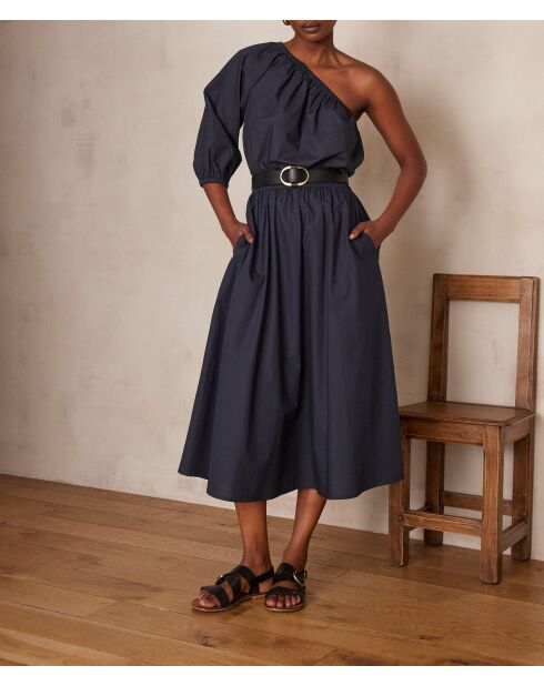 J Anthrazitbrauner Rock