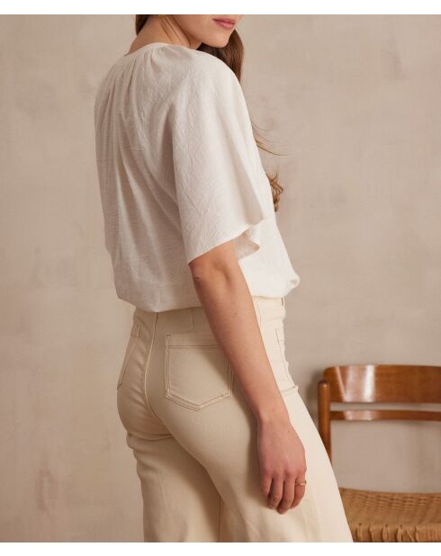 Bl Poker Bl crèmekleurige blouse met borduursel