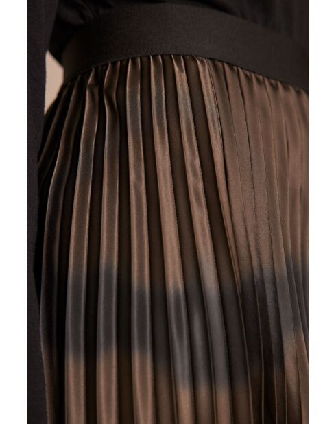 Barbara J dunkelbrauner Faltenrock