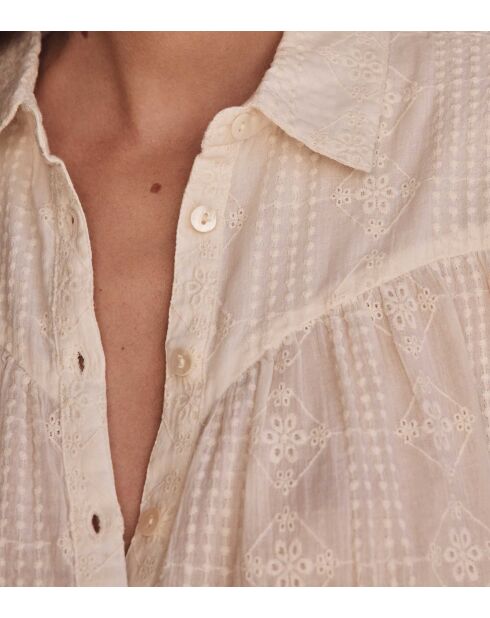 Cremefarbene Bluse mit Perlenstickerei