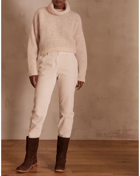 Sabil P Hose aus natürlichem Samt