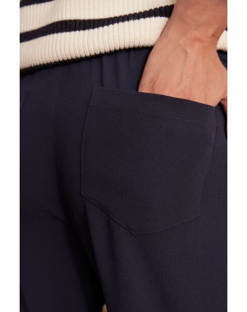 Ferdinand P Crepe marineblaue Hose