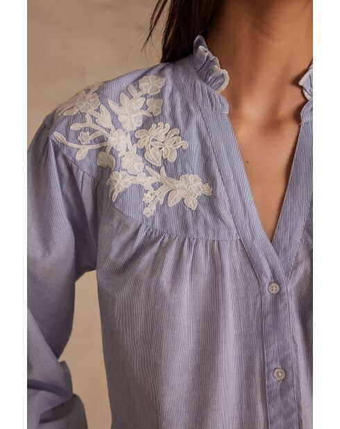 Providence Bl Himmelblaue bestickte Bluse