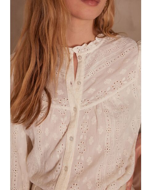 Pernelle Bl Embroidery crèmekleurige blouse