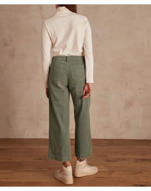 Paddy P Hose aus mandelfarbenem Samt