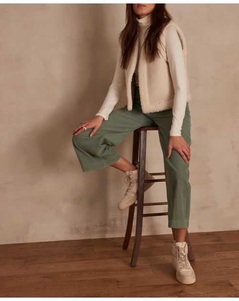 Paddy P Hose aus mandelfarbenem Samt