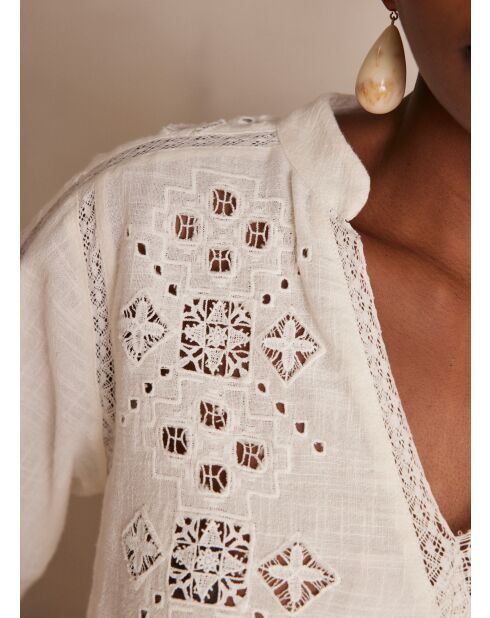 Pauline Bl Embroidery ecru blouse