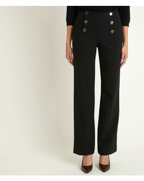 Hubert P Wall schwarze Hose