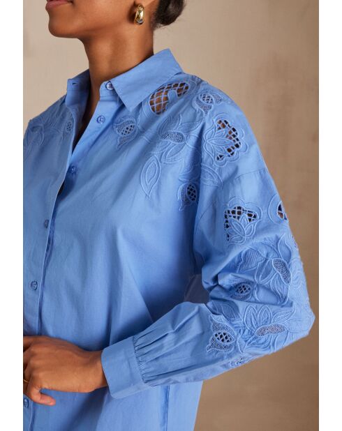 Merry R Lavender Besticktes Kleid