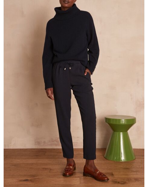 Flynn P Crepe marineblauwe broek