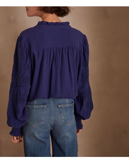 Malia CH königsblaue Stickbluse