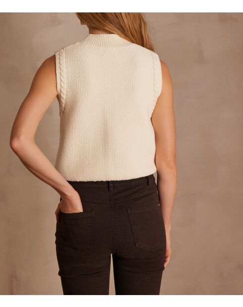 Scharlaken crèmekleurige trui