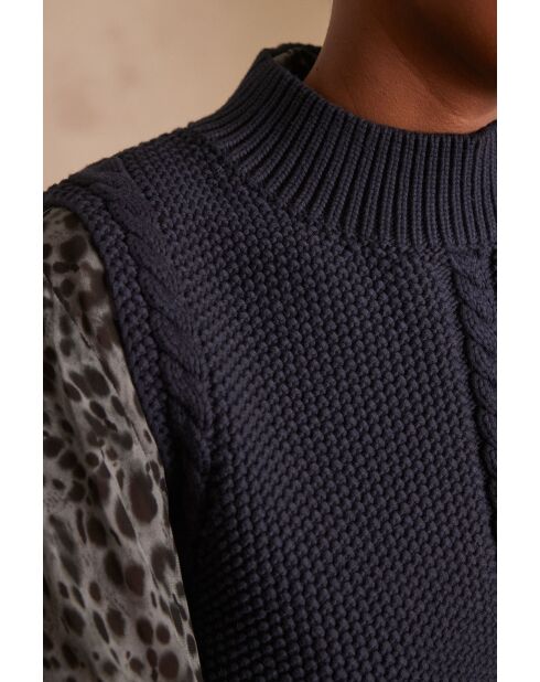 Maglione rosa scarlatto