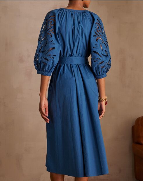 Micha R besticktes Petrolkleid