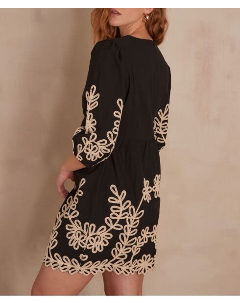 Alice R zwarte geborduurde jurk