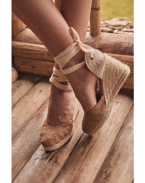 Sandalen Venuse in Karamell