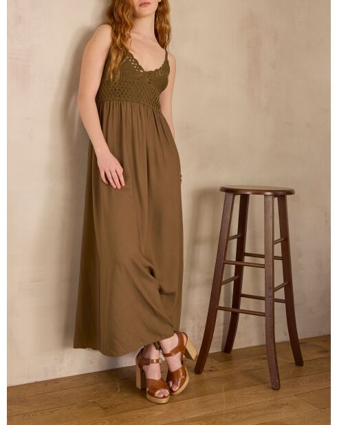 Makeline R khakifarbenes Häkelkleid