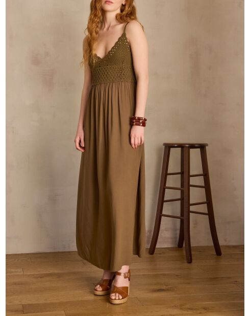 Makeline R khakifarbenes Häkelkleid