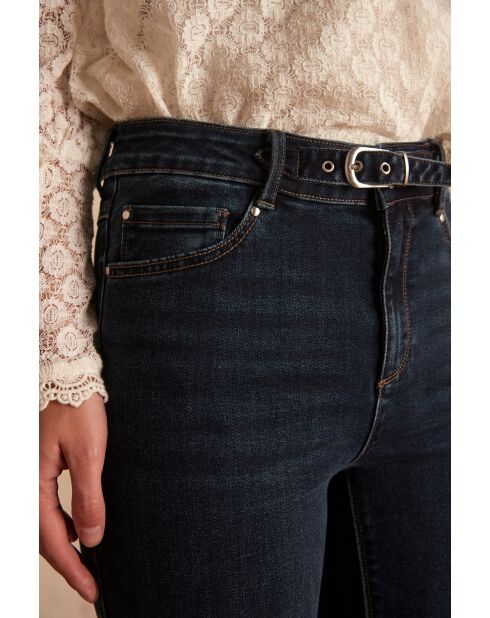 Dunkelindigofarbene Othello Jeanshose