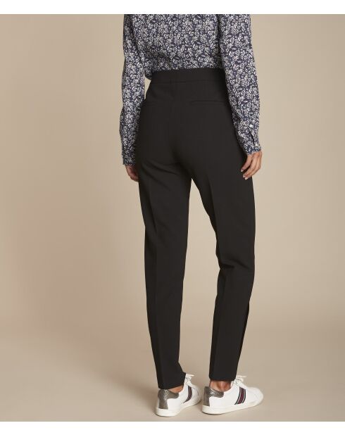 Ernesto P Wall zwarte broek