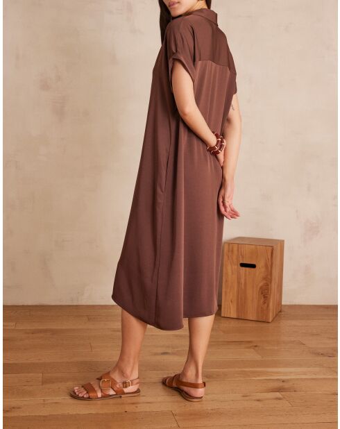 Nayaa R chocolade satijnen jurk