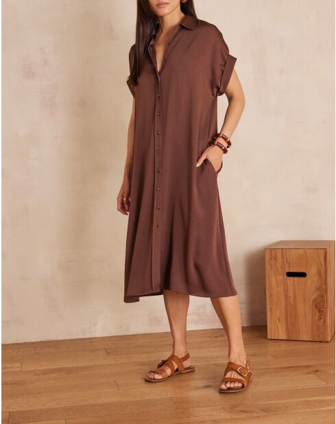 Nayaa R chocolade satijnen jurk